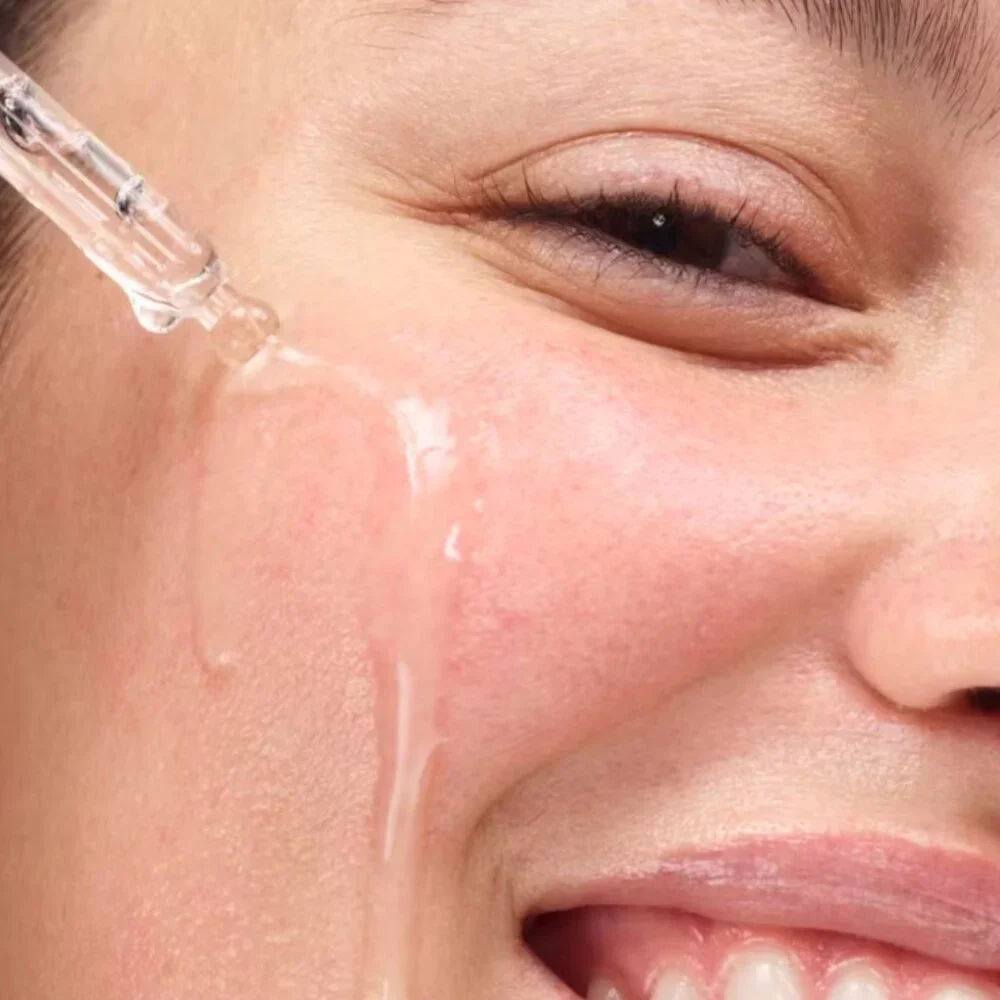 GLOSSIER SUPER PURE NIACINAMIDE + ZINC BALANCING SERUM